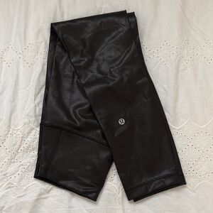 Metallic Black Lululemon Leggings